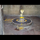 Der Lingam im Allerheiligsten des Mukteswar-Tempels